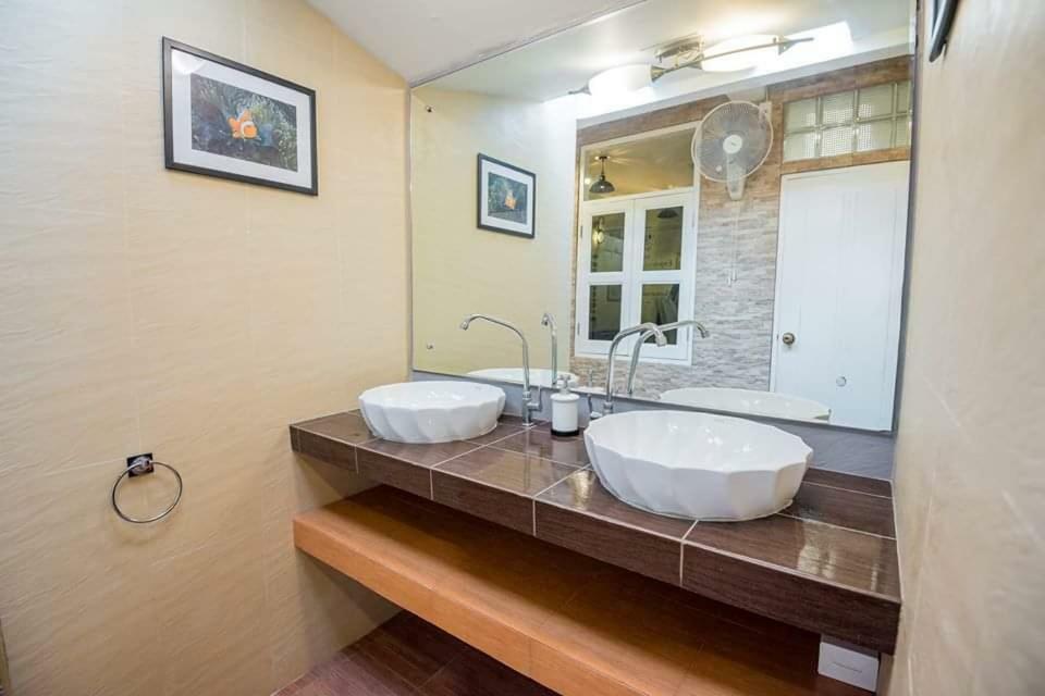 Хостел T Smy House Бангкок Экстерьер фото