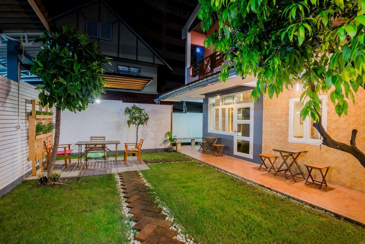 Хостел T Smy House Бангкок Экстерьер фото