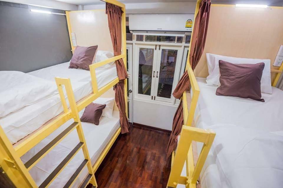 Хостел T Smy House Бангкок Экстерьер фото